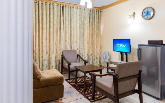 "spacious Apartment for 4/6 People in Kampala"