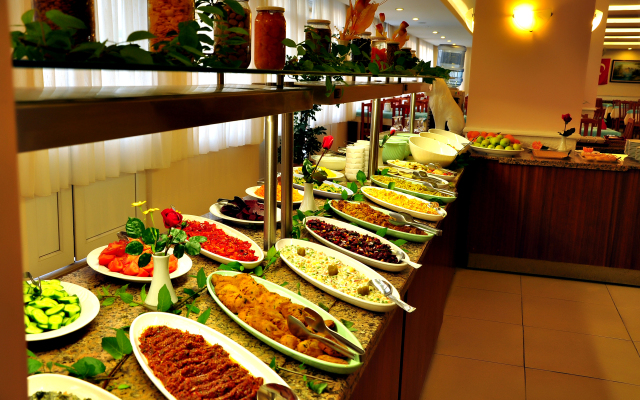 Cinar Family Suite Hotel