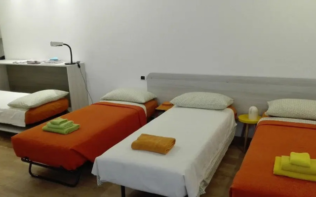 Cacita Guest House - Torino - Studio 2