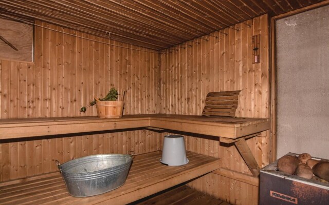Amazing Home in Motala With 4 Bedrooms, Sauna and Wifi