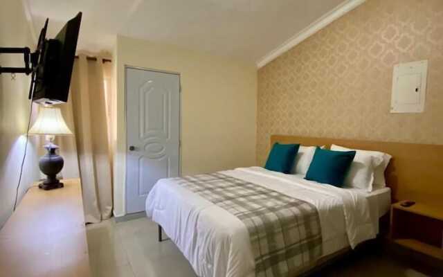 Botanic Garden Hostal