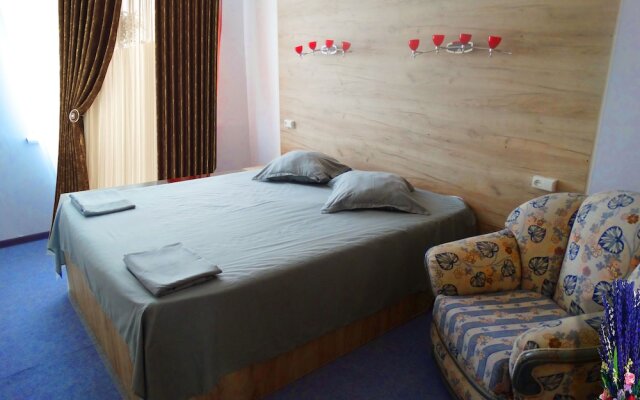 Hotel David