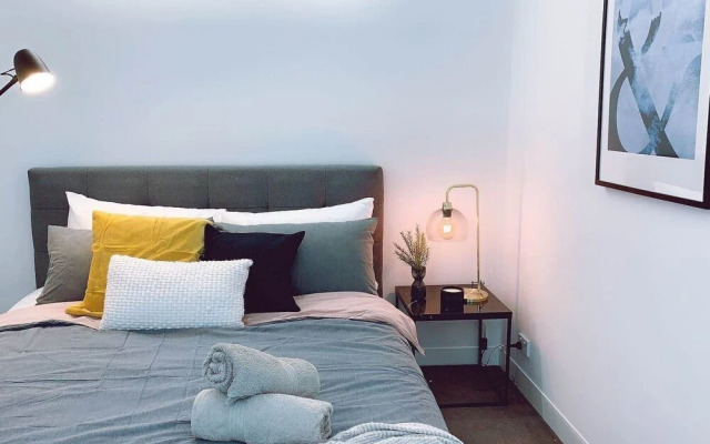 Melbourne City Kozy 1 Bed Modern and Quite Apt Vme031