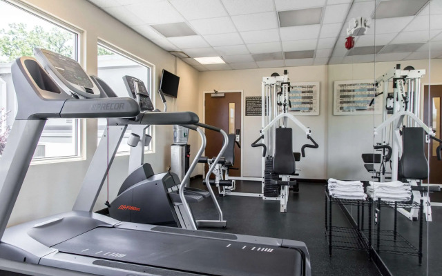 Quality Inn & Suites Danbury near University