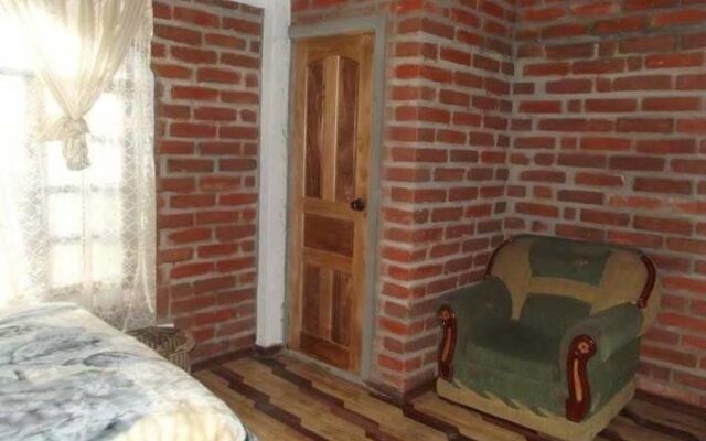 Hostal Chukirawa - Hostel
