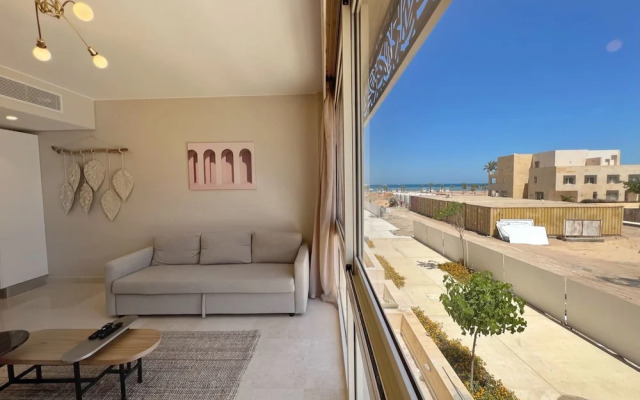 Xuru Stays I Homestyle & Summery 1bdr@ Mangroovy Free Beach Pool