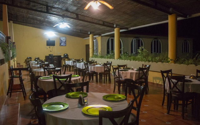 Hotel La Ribiera del Lago Peten Itza