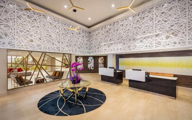 DoubleTree by Hilton Pomona