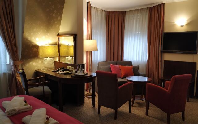 Hotel Stare Miasto Old Town