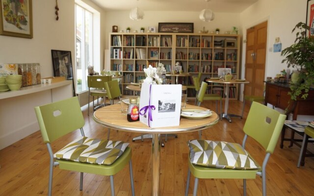 Leyland Country House