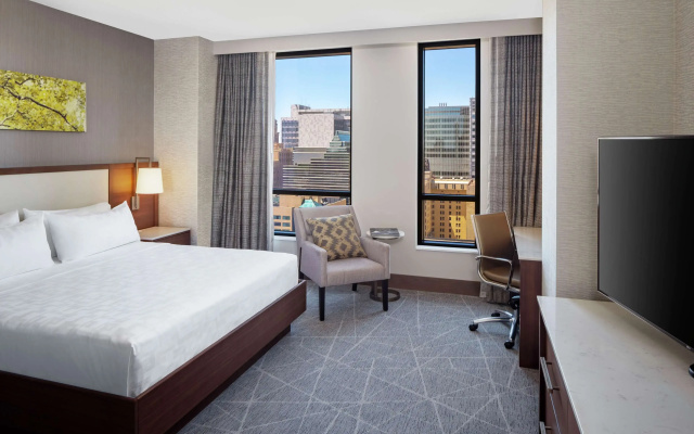 Hilton Rochester Mayo Clinic Area