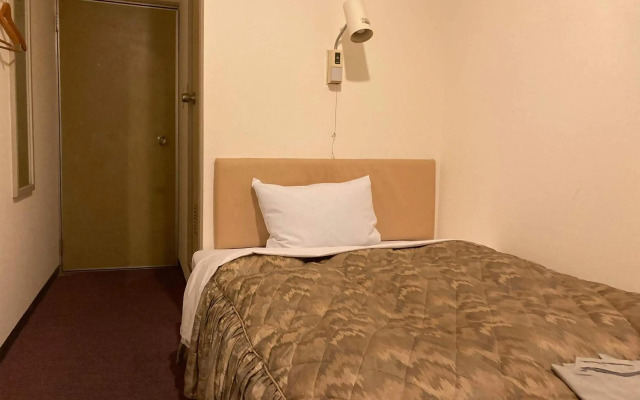 Business Hotel Chateau Est Takamatsu