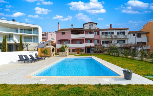 Apartments Margareta 742