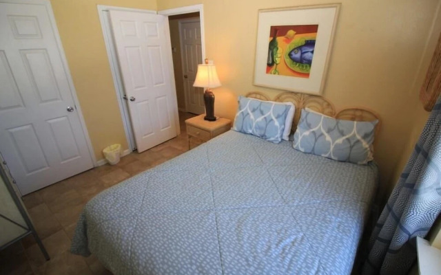 Tradewinds 1207 2 Bedroom Condo by RedAwning