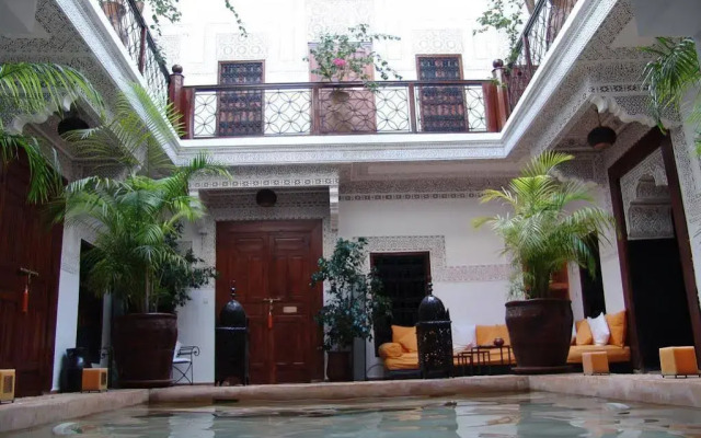 Riad Les Nuits De Marrakech