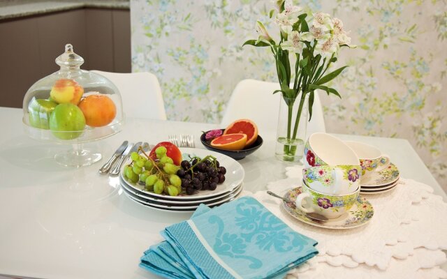 Feelathome Madrid Suites Apartments