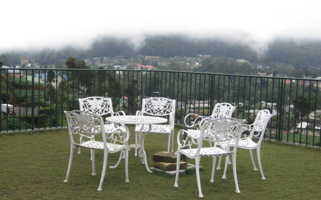 Tea Bush Hotel - Nuwara Eliya