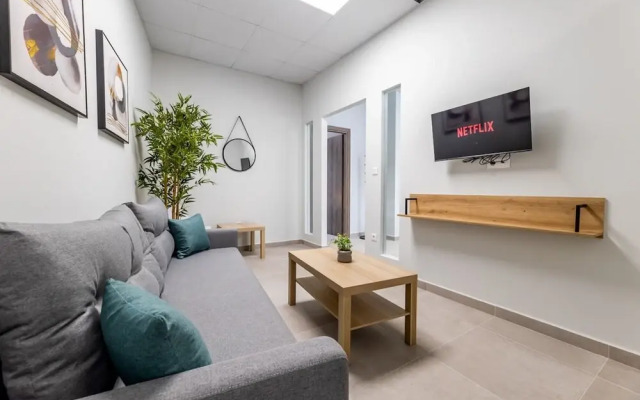 Euphoria Apartment in Nea Ionia