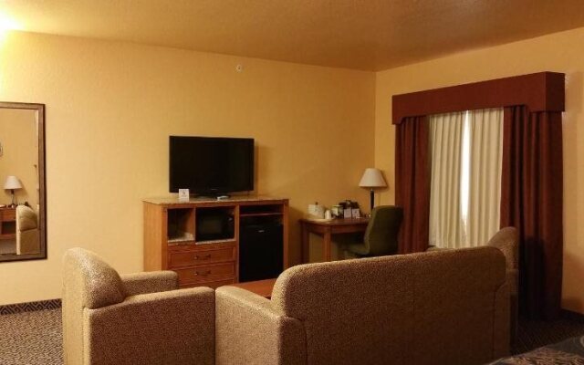 Hiway Inn Express Of Broken Bow