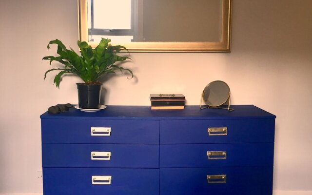 5 bedroom Seaside Townhouse Beautifully Renovated