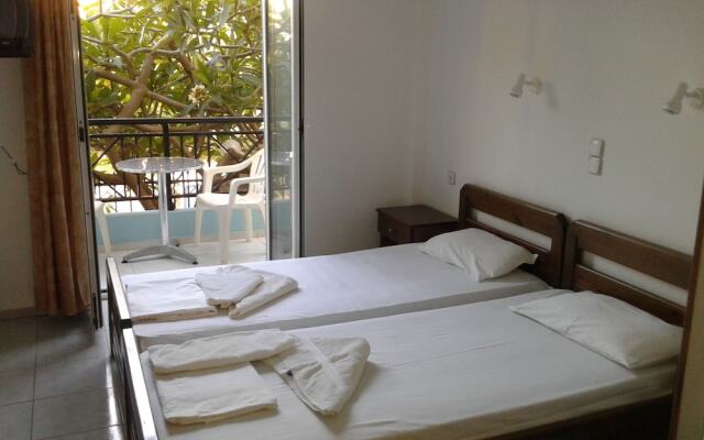 Litsa Mare apartments