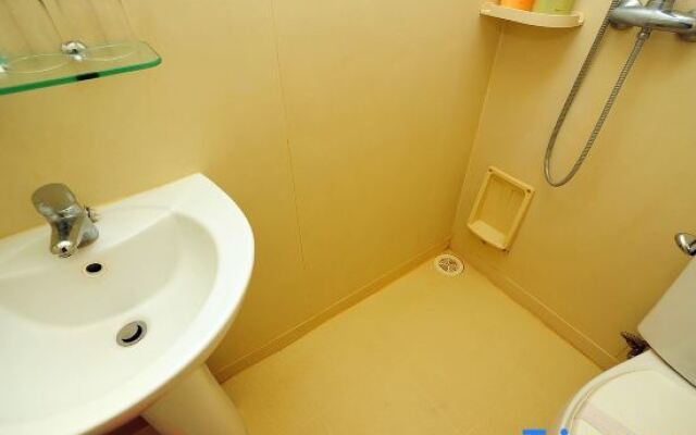 Yunjie Apartment Hotel