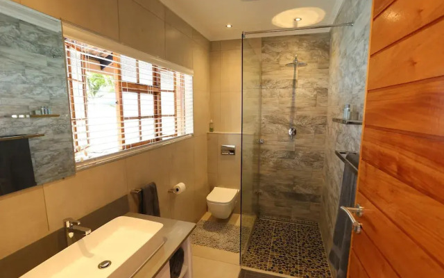 Rhino Coast Guest House