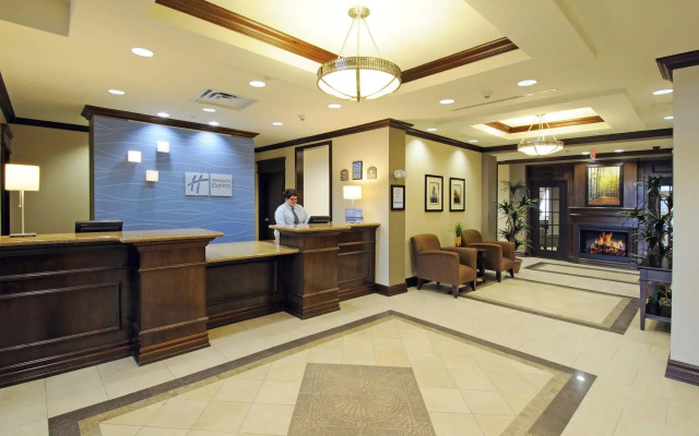 Holiday Inn Express & Suites North Bay by IHG