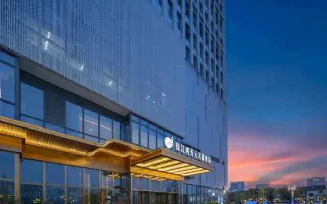 Hangzhou Qianjiangwan New Century Grand Hotel