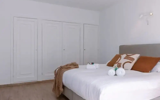 Corner Apartment With Fantastic sea View