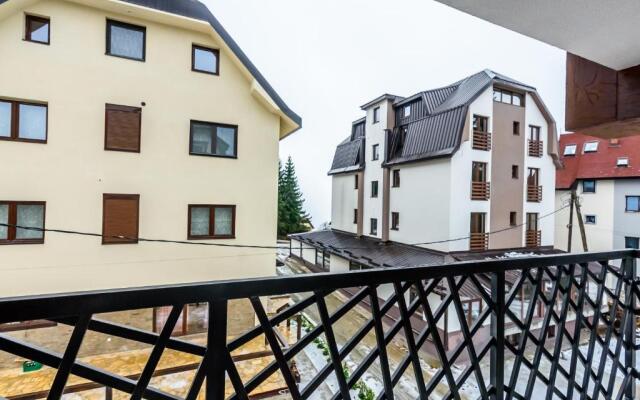 Apartmani “LAZAR” i “LENA”