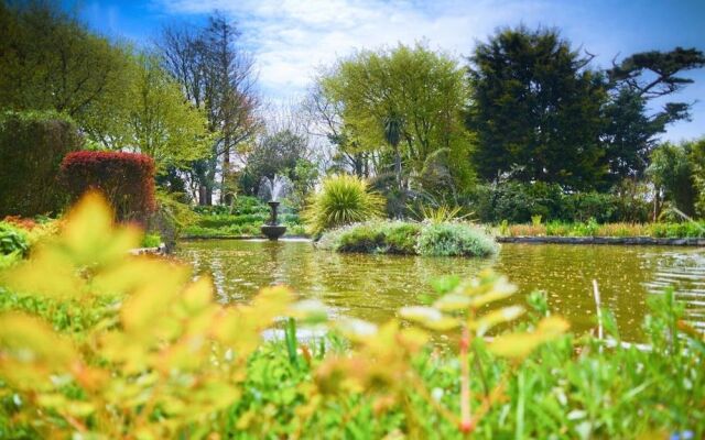 The Longcross Hotel Restaurant & Gardens