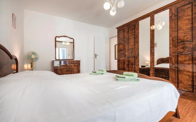 Nice Home in Pula With Wifi and 3 Bedrooms