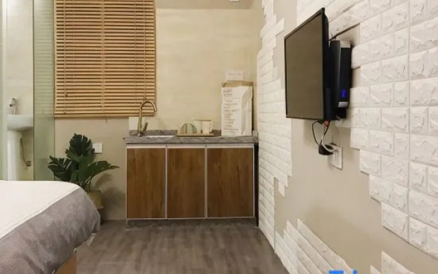 8090 Internet Hotel Apartment