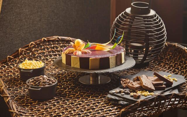 Holiday Inn & Suites Makati by IHG
