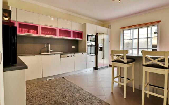 Villa Tulipa / Ategina V036 (Oceano)