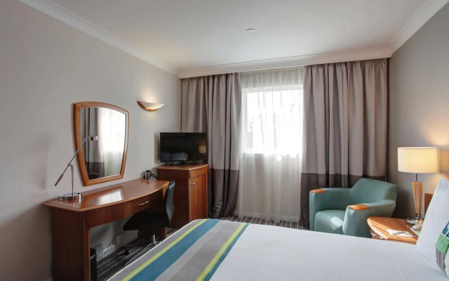 Отель B&B Hotel London Heathrow