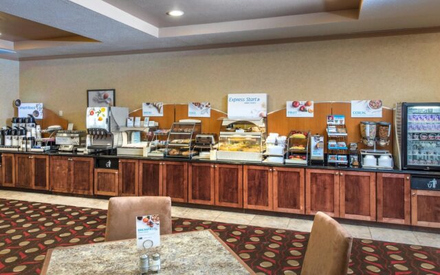 Holiday Inn Express Hotel & Suites Lavonia by IHG