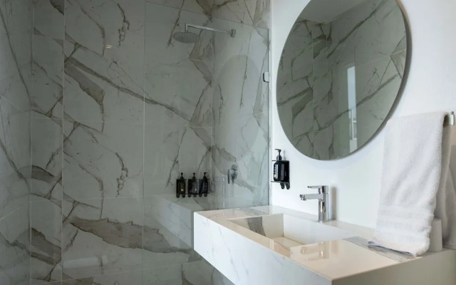 w Amazing Loft w Modern Terrace in CTG