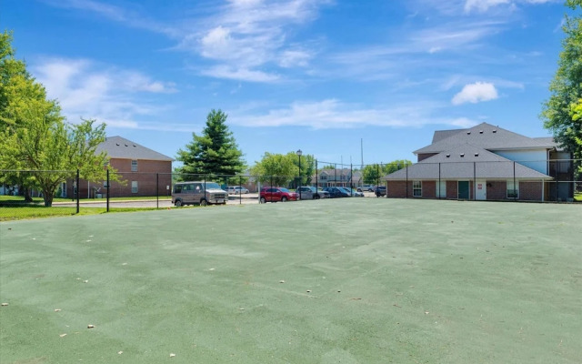 2 Bedroom Apartment Next To Rivian