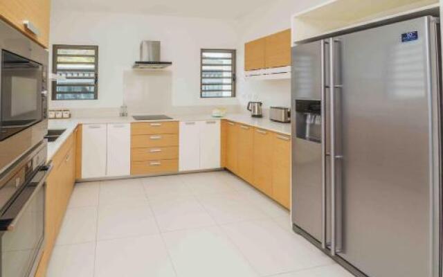 Latitude Luxury Apartment