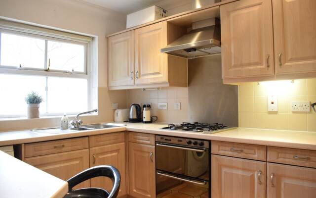4 Bedroom Apartment With Garden