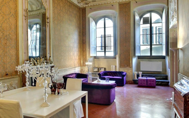 Palazzo Tolomei - Residenza d'Epoca