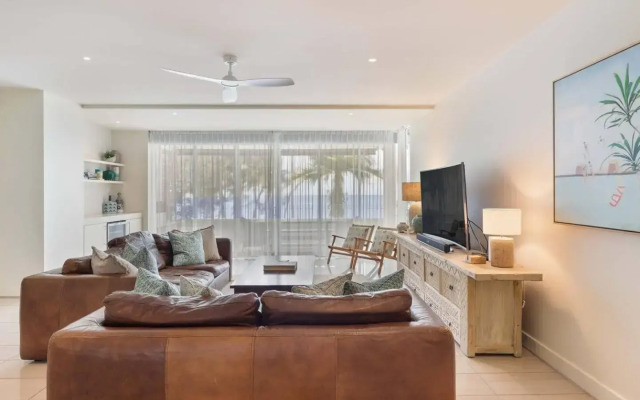 Beachfront Condo 5202 at Drift Resort