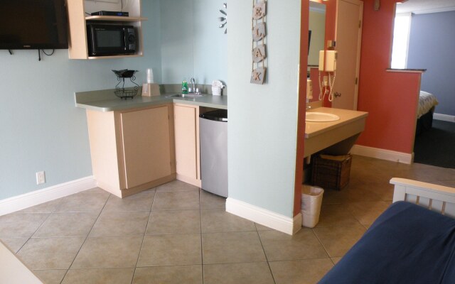 Pelican Pointe Clearwater Beach Hotel