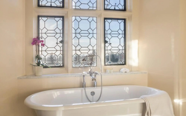 Eastwell Manor, Champneys Hotel & Spa