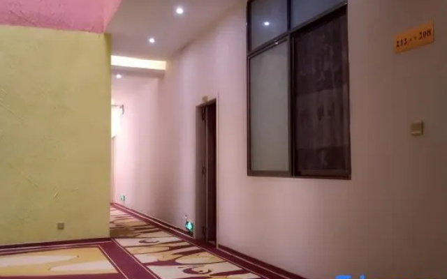 Yunhai Hotel (Jingxi Jinxiu Ancient Town Shop)