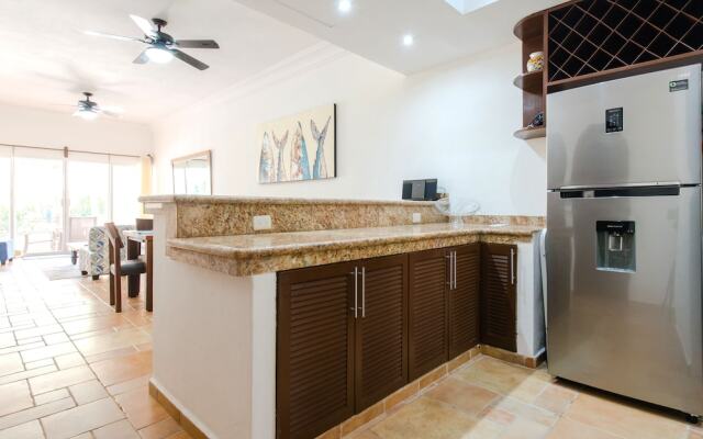 Dina 2Br Condo By Rmh
