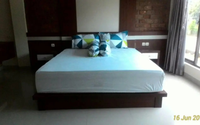 Hotel Rumah Kost Kualanamu