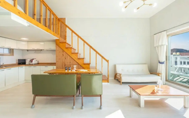 Yeosu Grace Family Pension